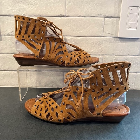 Jessica Simpson sz 7.5 chestnut suede cage sandals wedge - Picture 4 of 14